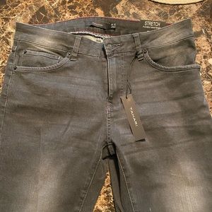 Tahari Men’s Skinny Jeans NEW WITH TAGS
